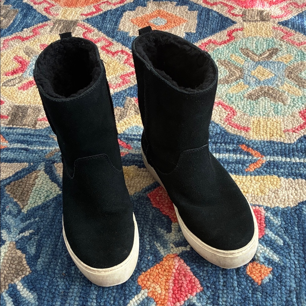 Ugg Black Winter Boots